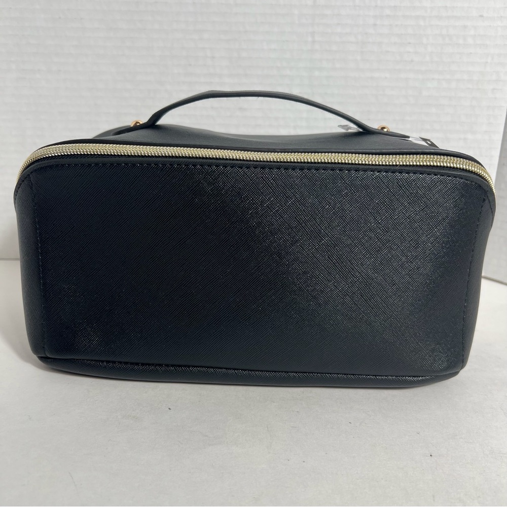 Chico’s Black Travel Cosmetic Makeup Bag Leopard Print Interior Organizer